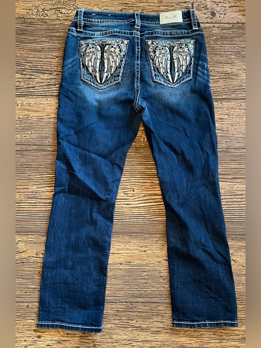 Miss Me ladies size 29 Crop Blue Embellished Pocket Jeans
